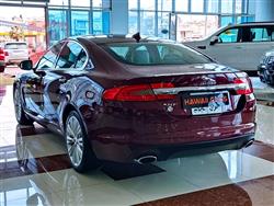 جاكوار XF